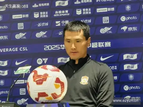 邵佳一：理解球迷恨铁不成钢的心情，这对我来说是一种动力